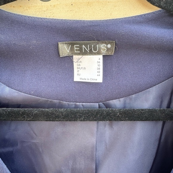 Suit set - Picture 4 of 5